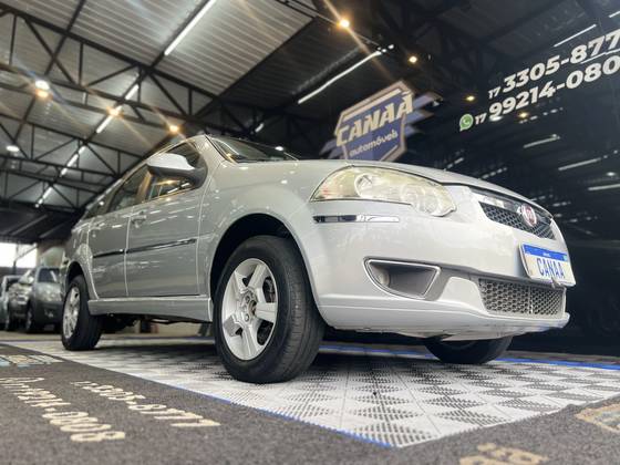FIAT PALIO 1.4 MPI ATTRACTIVE WEEKEND 8V FLEX 4P MANUAL FIAT PALIO 1.4 MPI ATTRACTIVE WEEKEND 8V FLEX 4P MANUAL